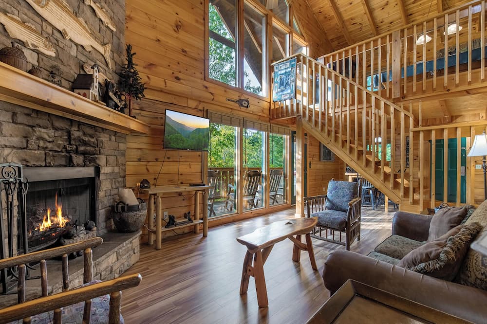 Bear Necessities by Jackson Mountain Rentals