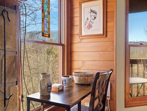 Studio (2 Bedrooms) | Property amenity
