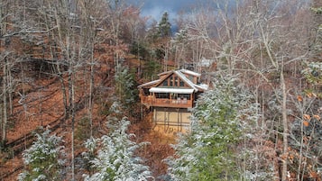 Studio (2 Bedrooms) | Property amenity