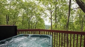Studio (2 Bedrooms) | Property amenity