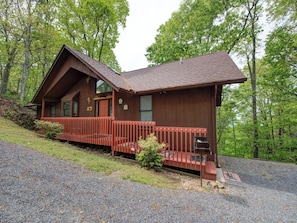 Studio (2 Bedrooms) | Front of property