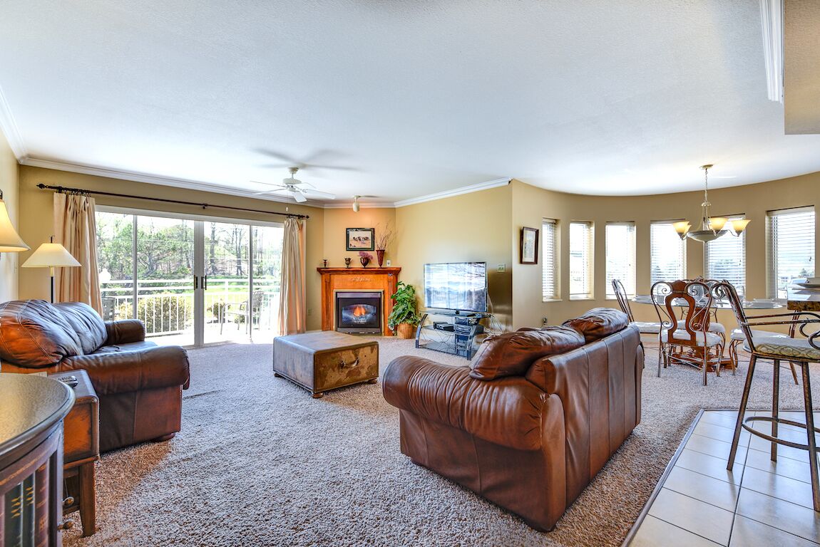 Condo (2 Bedrooms) | Vista frontal de la propiedad
