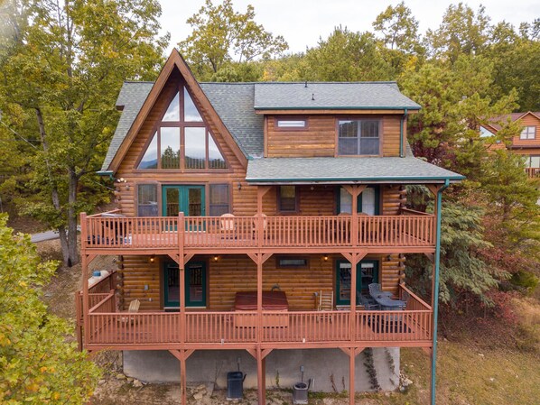 Studio (3 Bedrooms) | Property amenity - A Majestic View III by Jackson Mountain Rentals (Townsend)