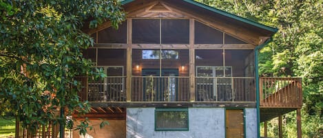 Studio (1 Bedroom) | Property amenity