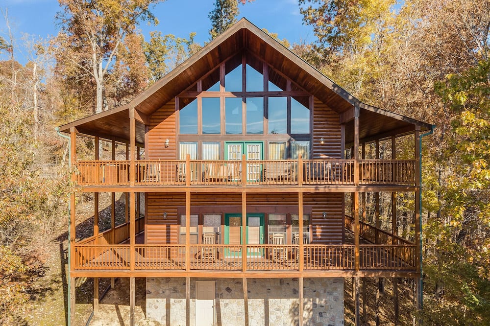 Bear Hunter by Jackson Mountain Rentals