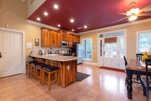 Studio (2 Bedrooms) | Property amenity - Cajun Spice by Jackson Mountain Rentals (Gatlinburg)