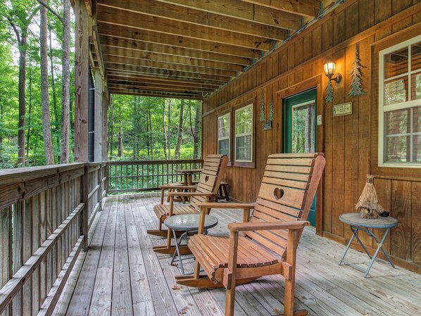 Studio (2 Bedrooms) | Property amenity