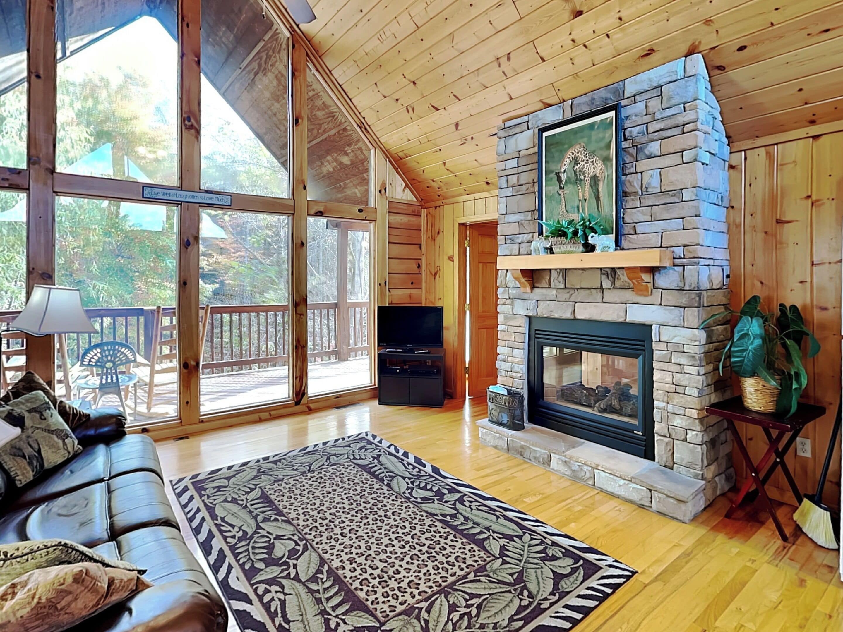 Studio (1 Bedroom) | Property amenity