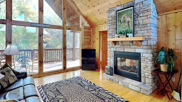 Studio (1 Bedroom) | Property amenity