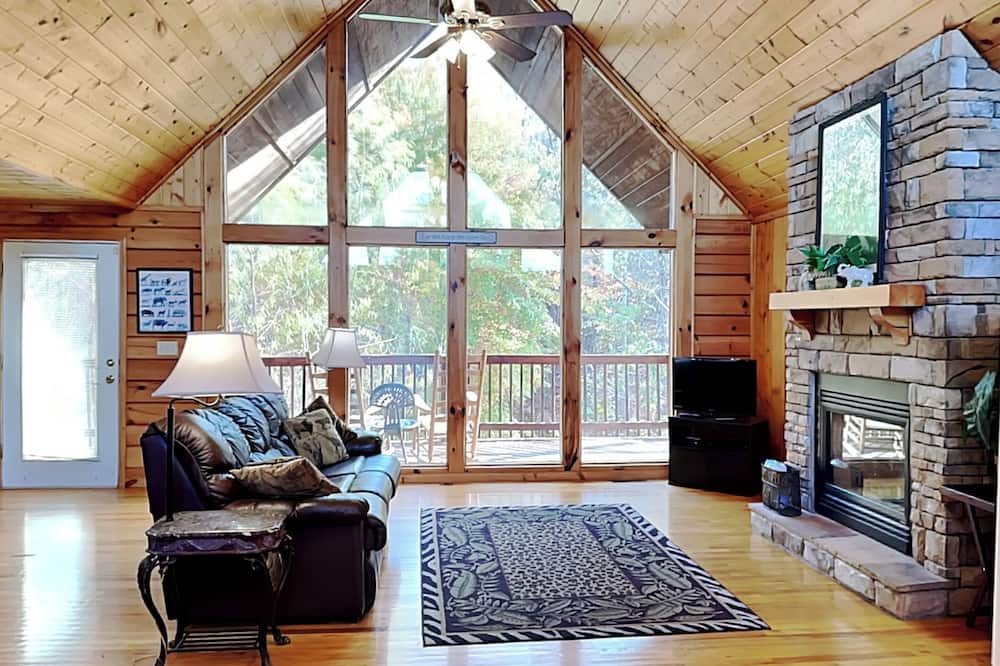 African Safari by Jackson Mountain Rentals