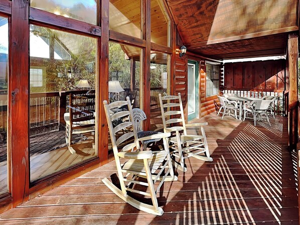 Studio (1 Bedroom) | Property amenity - African Safari by Jackson Mountain Rentals (Sevierville)
