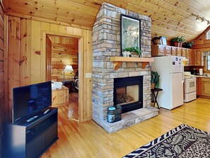 Studio (1 Bedroom) | Property amenity