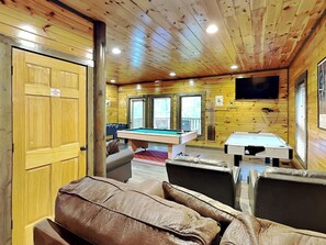 開放式客房 (4 Bedrooms) | 住宿設施服務
