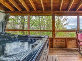 Studio (2 Bedrooms) | Property amenity