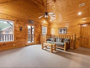 Studio (Multiple Bedrooms) | Property amenity