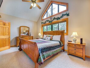 Studio (3 Bedrooms) | Property amenity