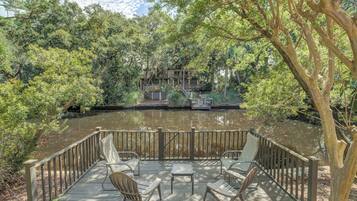 House (4 Bedrooms) | Property amenity