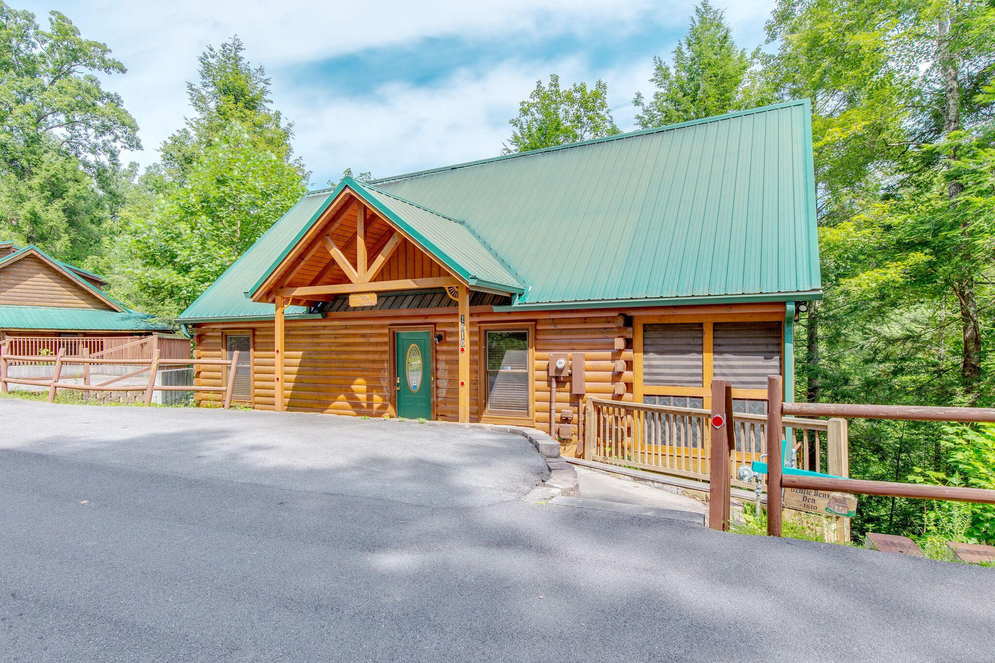 المنشأة من الخارج