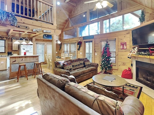 Gentle Bens Den by Jackson Mountain Homes