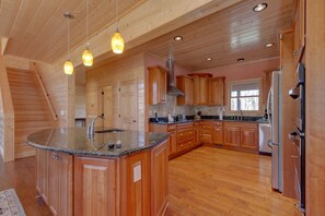 إستديو (3 Bedrooms) | وسائل الراحة في المنشأة