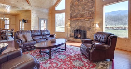 Orchard Hideaway by Jackson Mountain Rentals