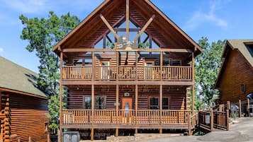 Studio (5 Bedrooms) | Property amenity