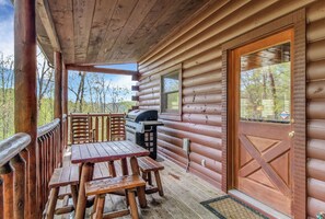 Studio (2 Bedrooms) | Property amenity - Makin Memories by Jackson Mountain Rentals (Sevierville)