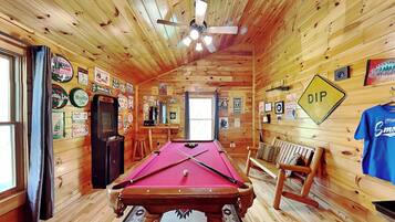 Studio (2 Bedrooms) | Property amenity