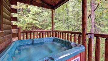 Studio (2 Bedrooms) | Property amenity