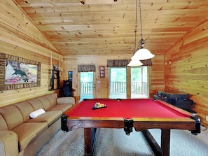 Studio (3 Bedrooms) | Property amenity - Peyton's Hideaway by Jackson Mountain Rentals (Gatlinburg)