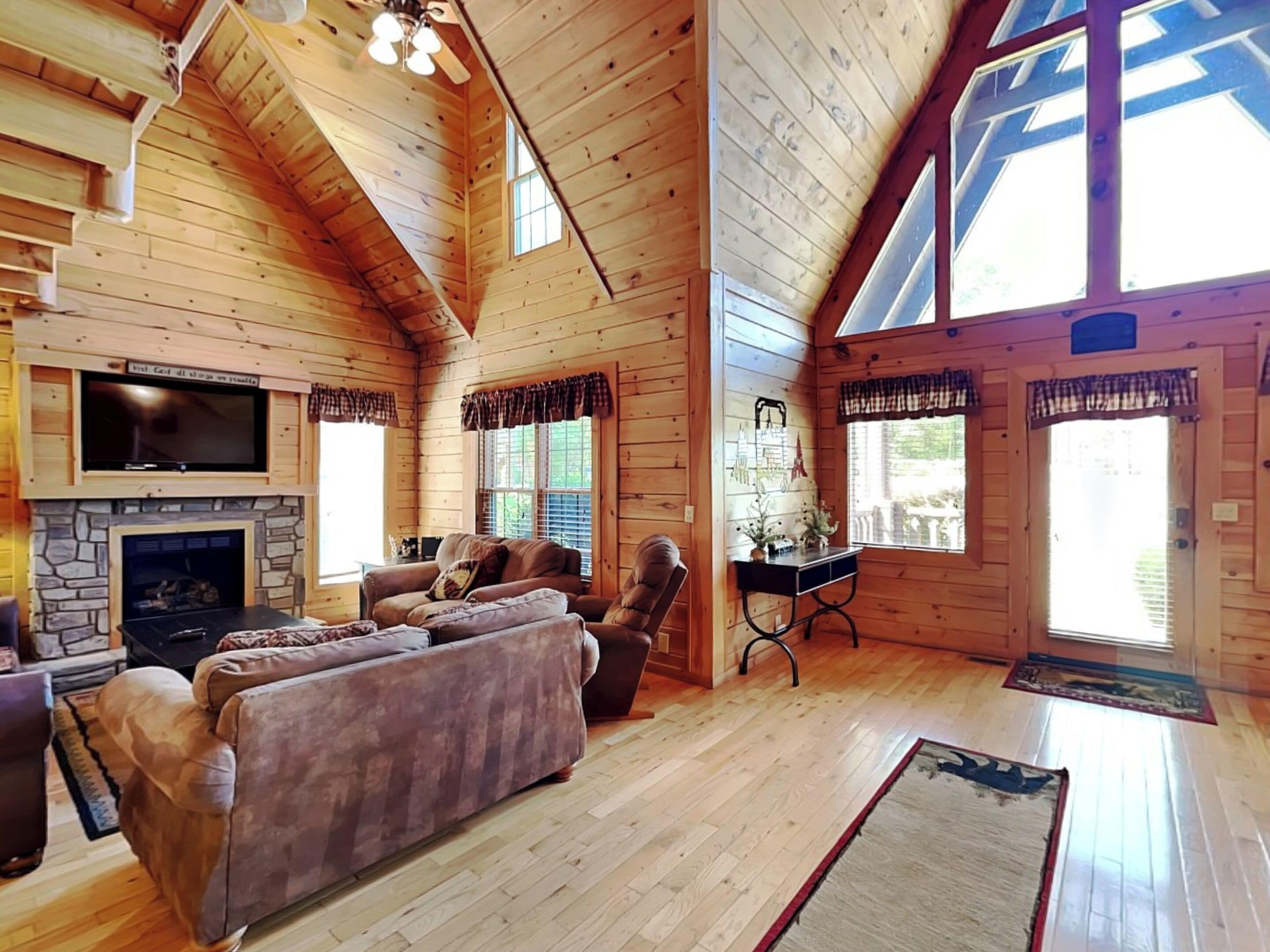 Studio (3 Bedrooms) | Property amenity