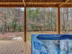 Studio (3 Bedrooms) | Property amenity - Amazing River Retreat by Jackson Mountain Rentals (Sevierville)