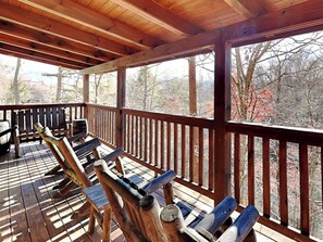 Studio (2 Bedrooms) | Property amenity - Running Bear by Jackson Mountain Rentals (Gatlinburg)
