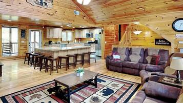 Studio (6 Bedrooms) | Property amenity