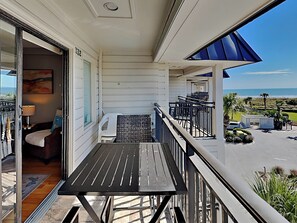 Condo (1 Bedroom) | Property amenity