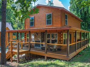 Studio (3 Bedrooms) | Property amenity