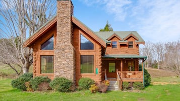 Studio (2 Bedrooms) | Depan hartanah