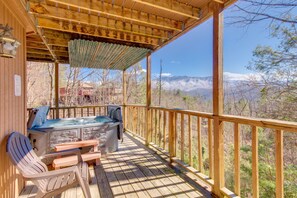 Studio (2 Bedrooms) | Property amenity - Smoky Mountain Dreams by Jackson Mountain Rentals (Gatlinburg)