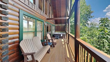 Studio (4 Bedrooms) | Property amenity