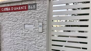 Entrée de l’hébergement
