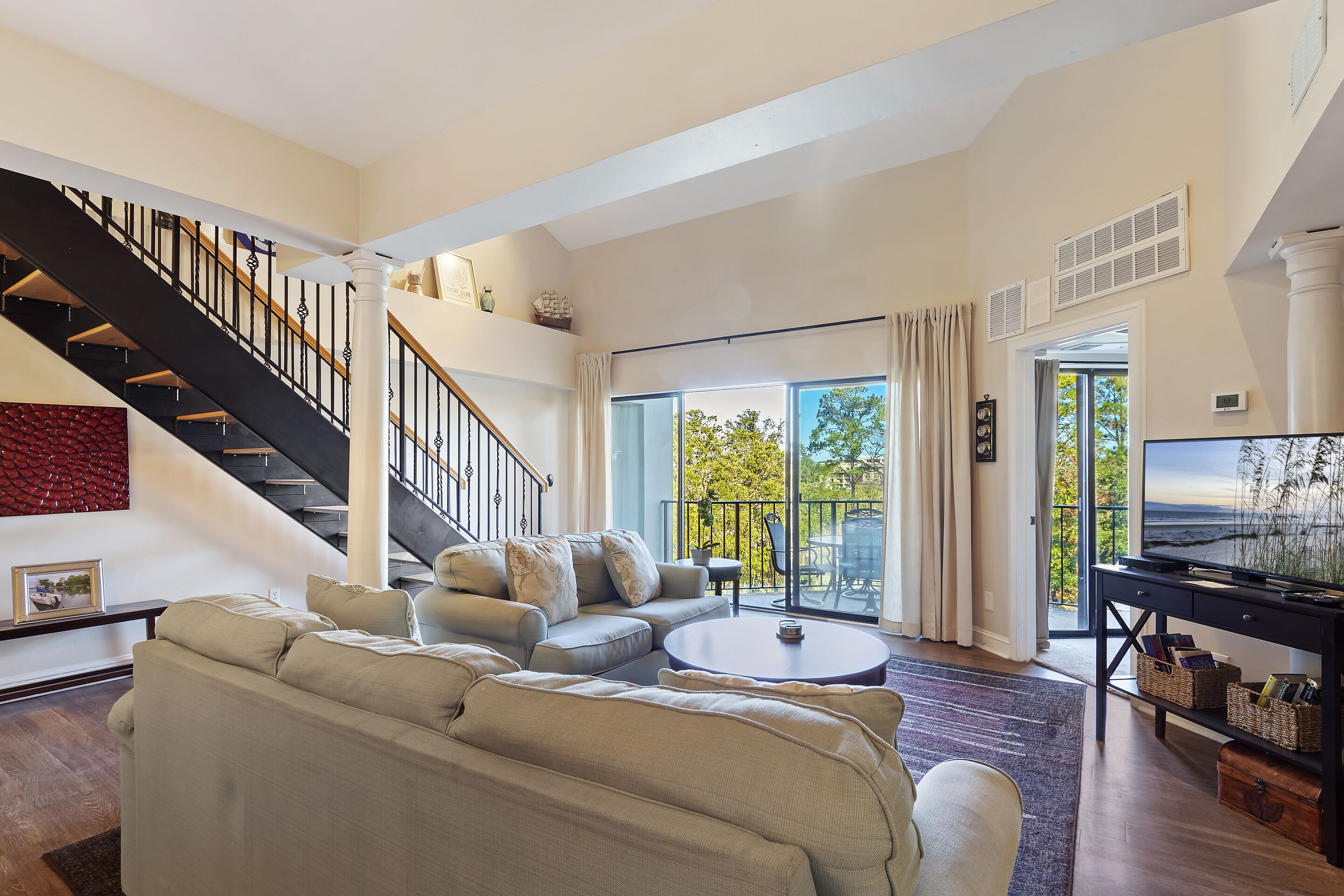 Condo (2 Bedrooms) | Tiện nghi, dịch vụ nơi lưu trú