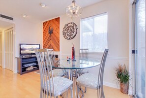 Condo, 1 Queen Bed (#1202 - No Pets) | Dining - Summit of Gatlinburg by Jackson Mountain Rentals (Gatlinburg)