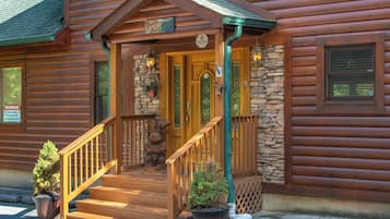 开间 (4 Bedrooms) | 住宿服务设施