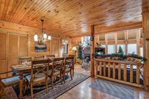 Studio (4 Bedrooms) | Property amenity