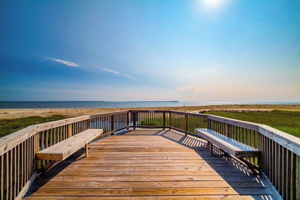 Condo (2 Bedrooms) | Property amenity