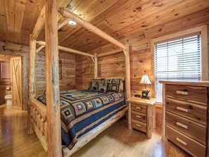 Studio (1 Bedroom) | Property amenity