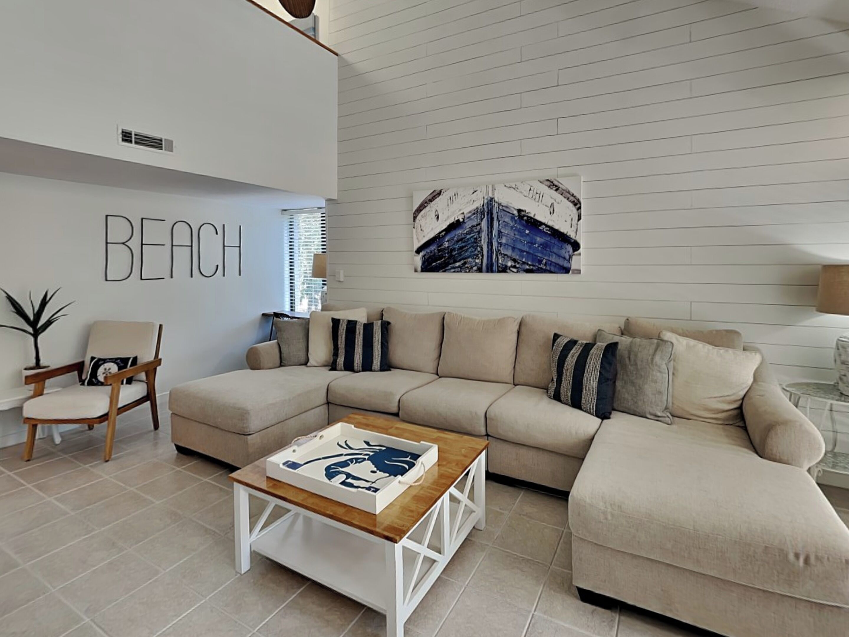 Condo (3 Bedrooms) | Property amenity