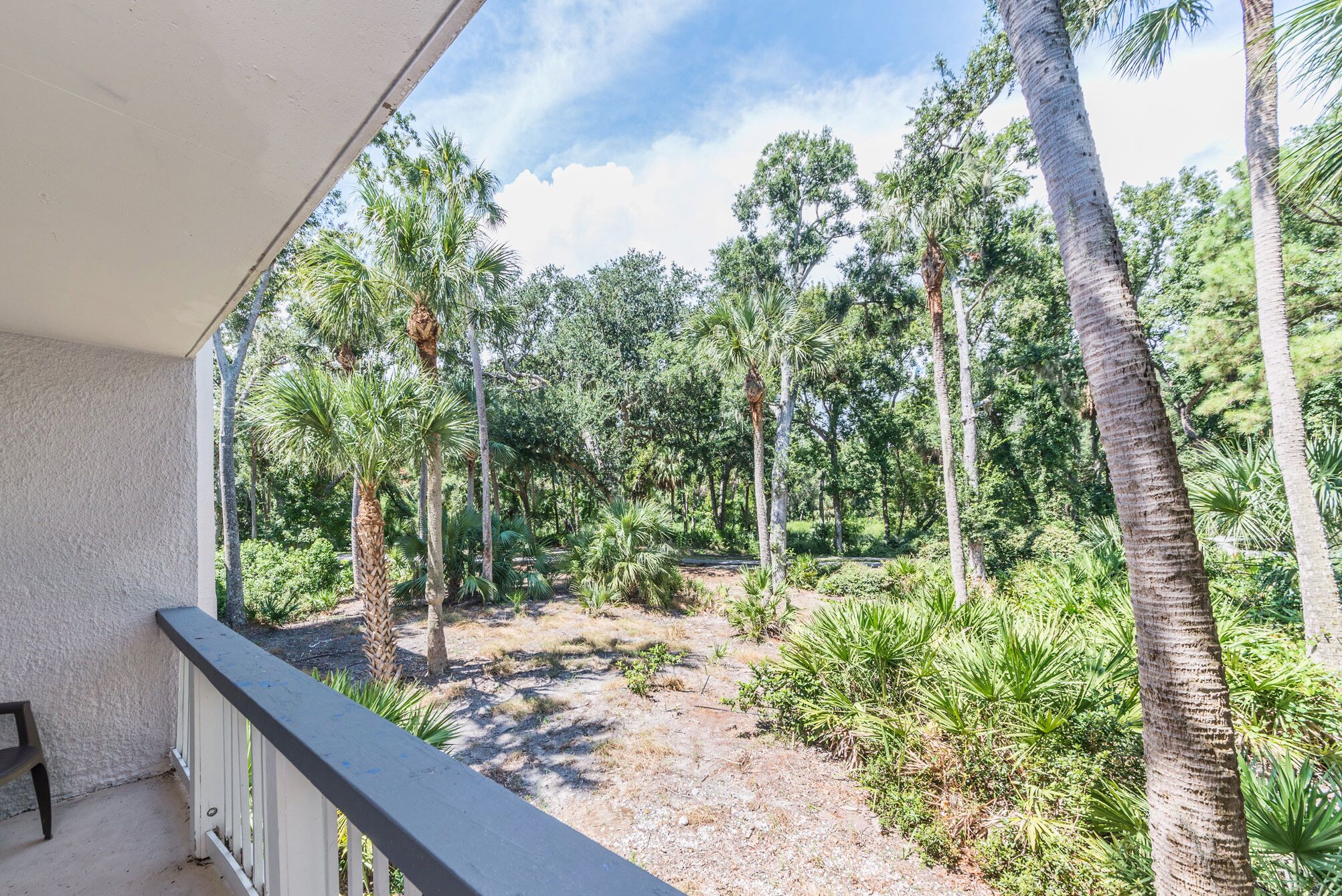 Condo (2 Bedrooms) | Property amenity