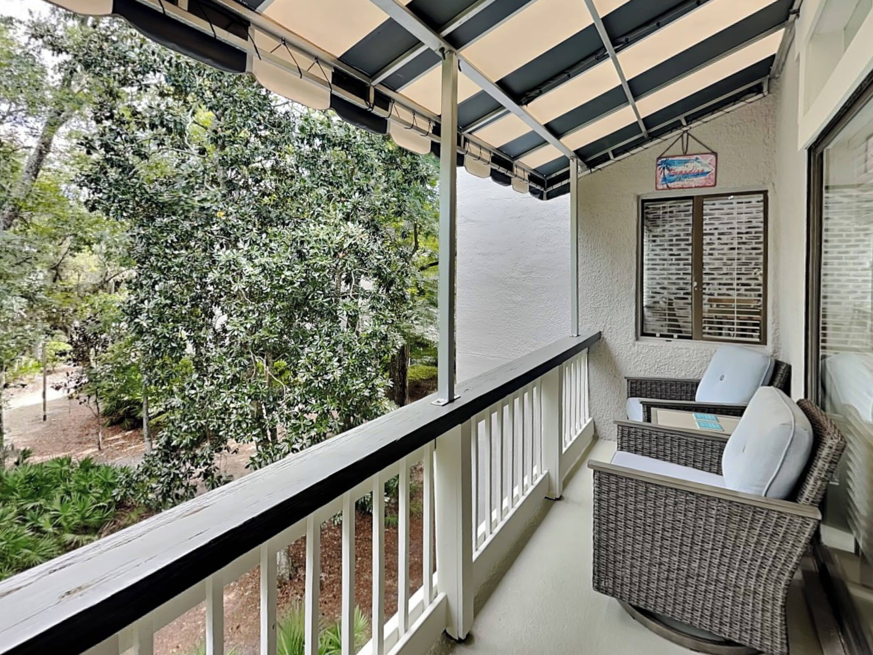 Condo (3 Bedrooms) | Property amenity