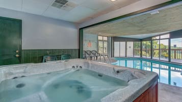Condo (2 Bedrooms) | Property amenity